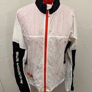 Lightweight Cycling Windbreaker